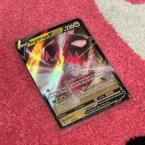 Regidrago V #135 – Pokémon Silver Tempest